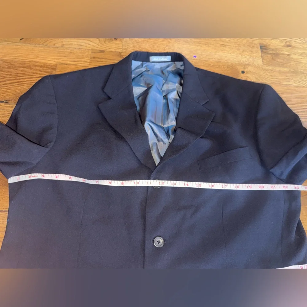Oscar de la Renta. Wool Suit Jacket. Black. Size 44 Short.